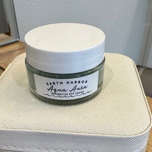 Earth Harbor Aqua Aura Reparative Eye Creme